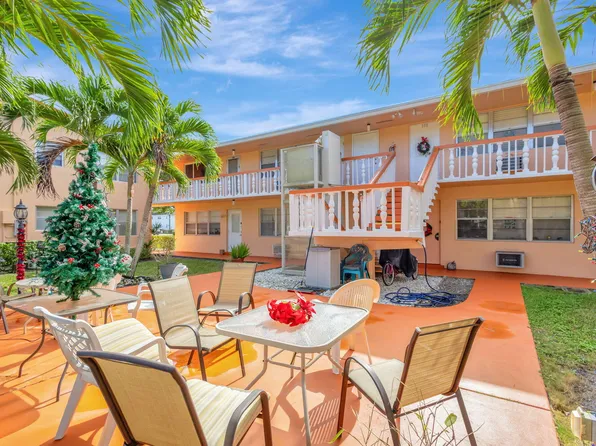 332 Sheffield N, West Palm Beach, FL 33417