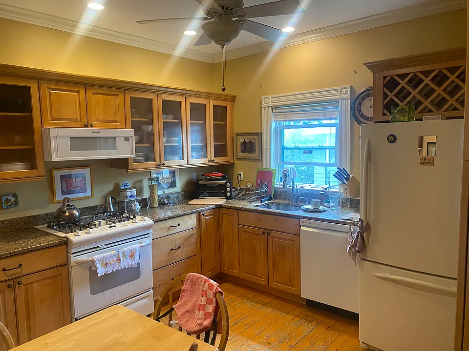 85 Boston Ave #2