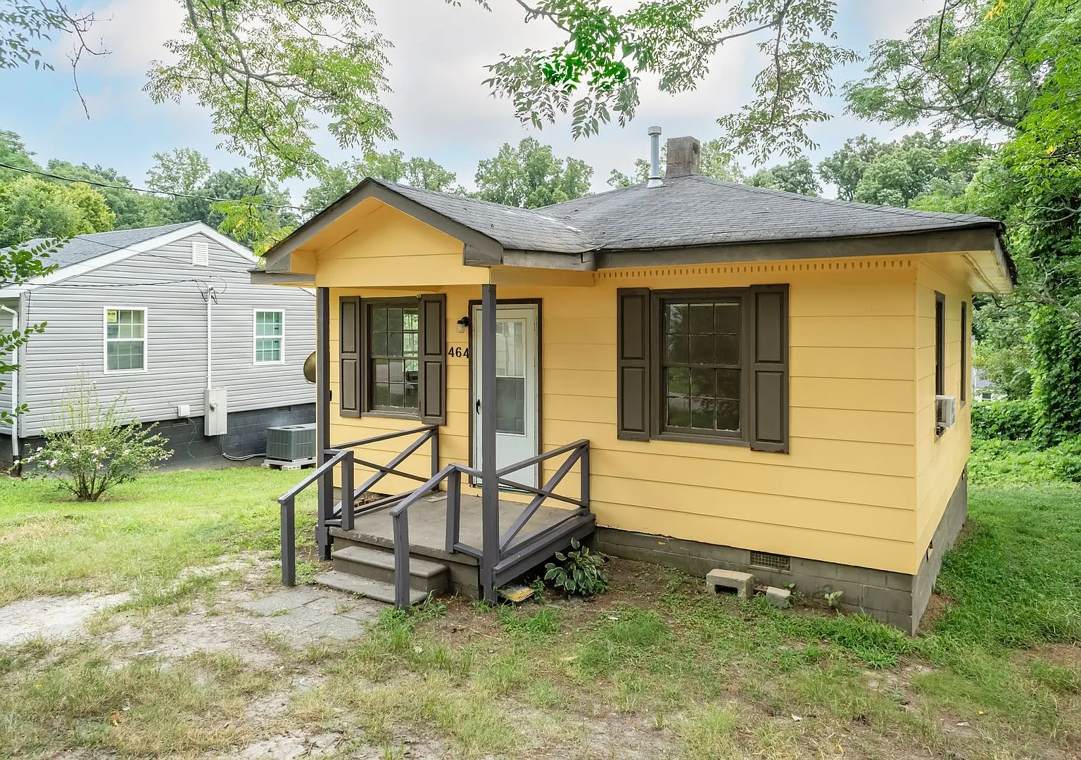Two bedroom Home! — Photo 2