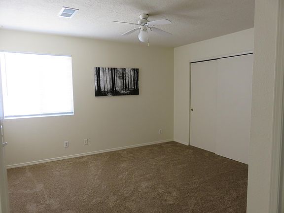 5th image of 3009 Solano Meadows Dr NE