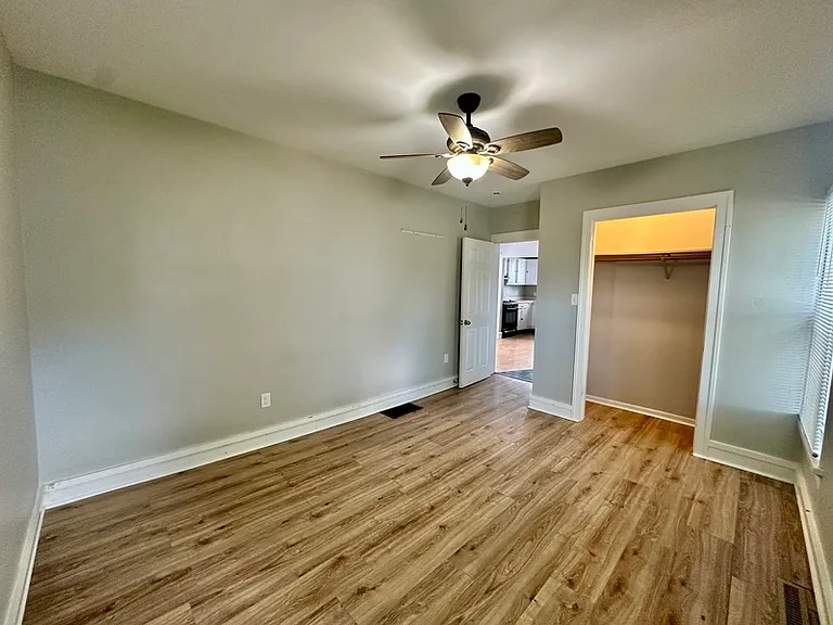 1332 C St SW — Photo 10