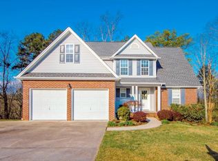7001 Buttercup Ln, Ooltewah, TN 37363