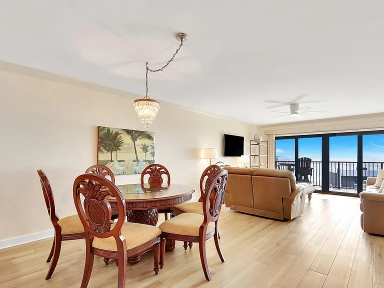1055 Ocean Dr #403 — Photo 23