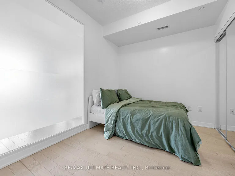 330 Richmond St W #1708 — Photo 14