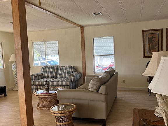 4th image of 7187 SE Redbird Cir