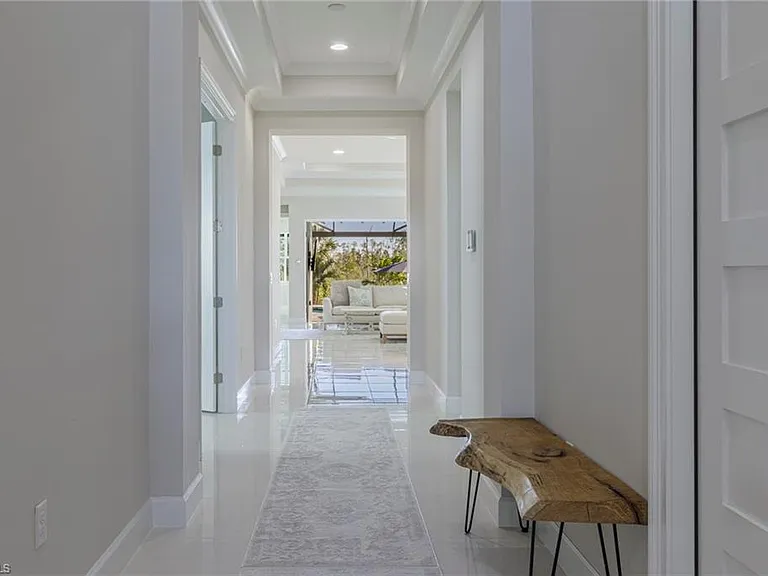 8982 Gustavia Ct — Photo 3