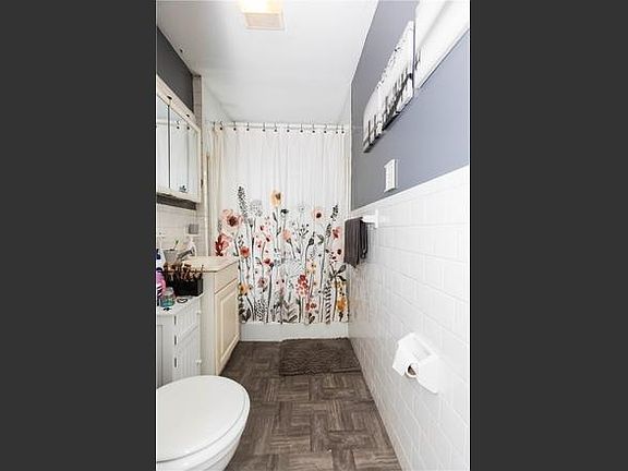 5th image of 29-31 Bloomfield St Floor 2