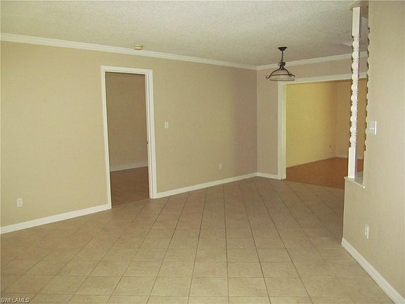 2nd image of 1411 Caywood Cir S