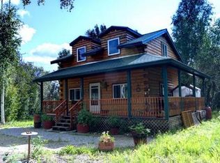 895 Crestwood Ave, Fairbanks, AK 99712