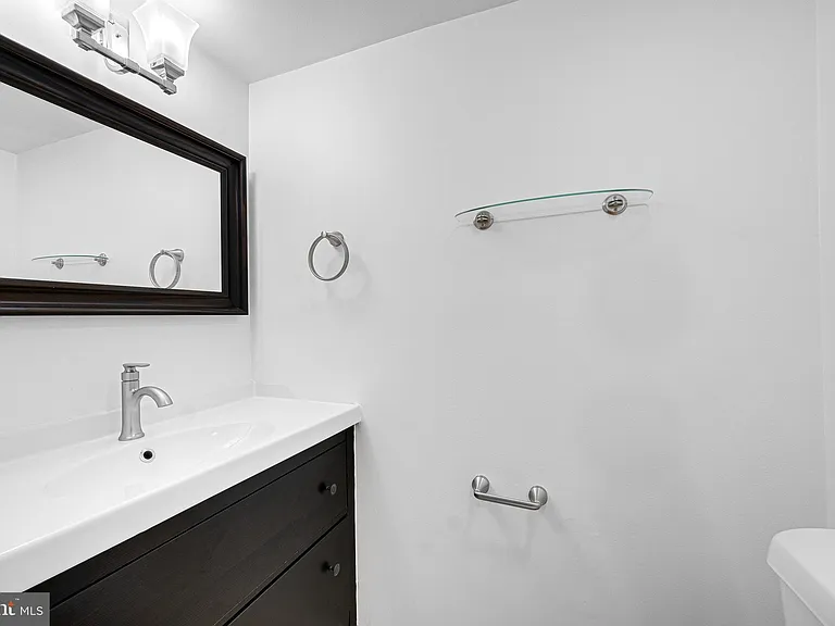 17515 Sabrina Ter — Photo 11