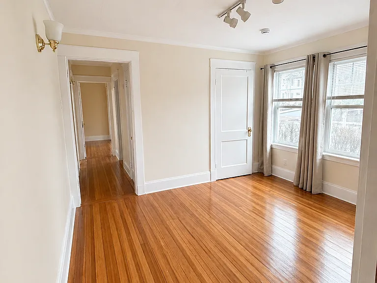 62 Ainsworth St #1 — Photo 10