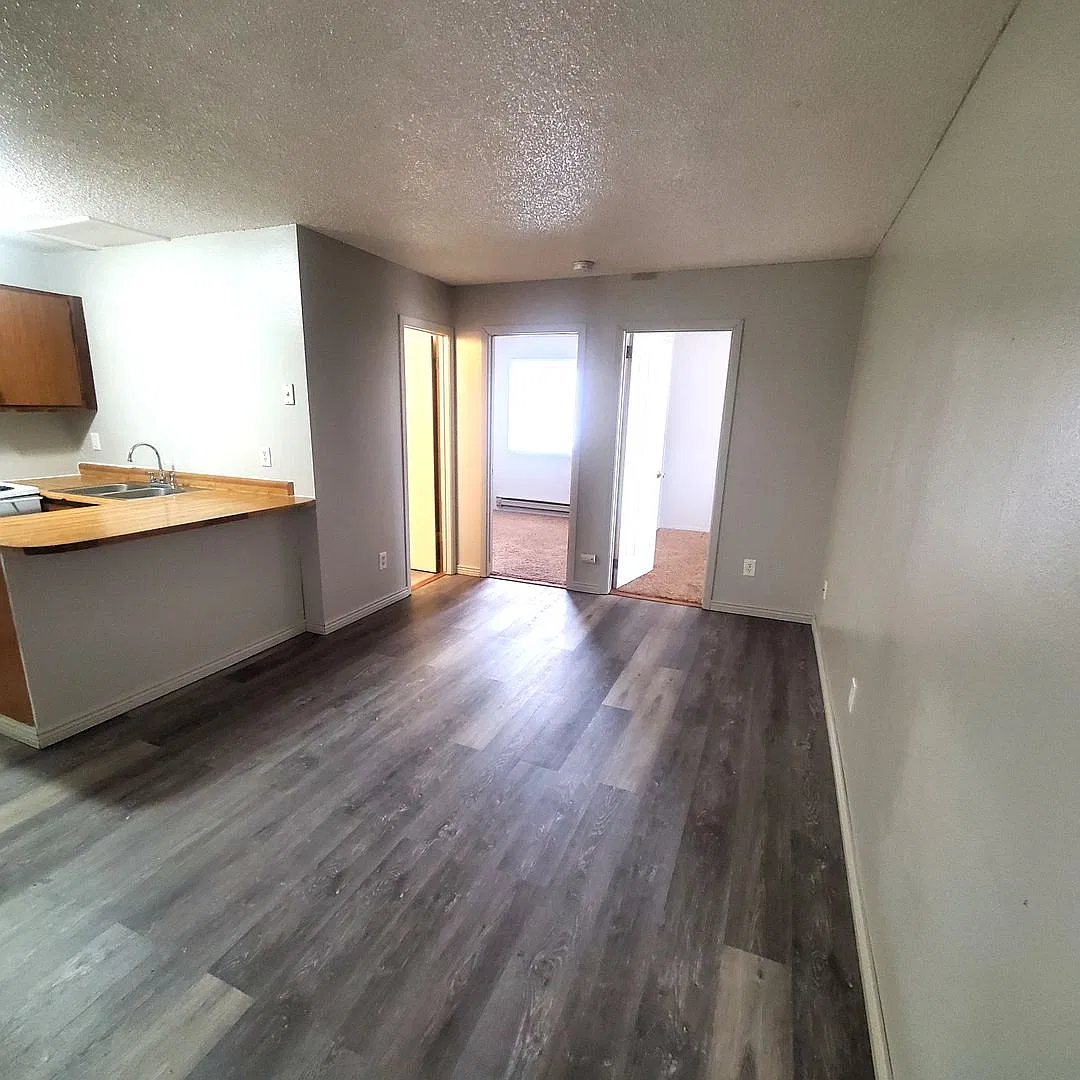 Fowler-3902 Tepee — Photo 2
