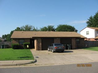 418 Wild Wind Rd, Edmond, OK 73003