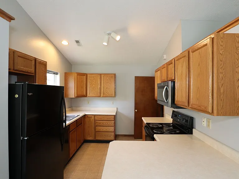 12838 Sovereign Ln — Photo 6