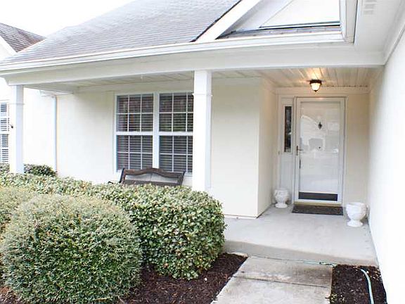 2nd image of 816 Indian Cedar Dr