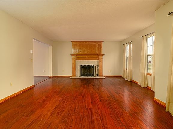 3rd image of 3316 Marpat Ln
