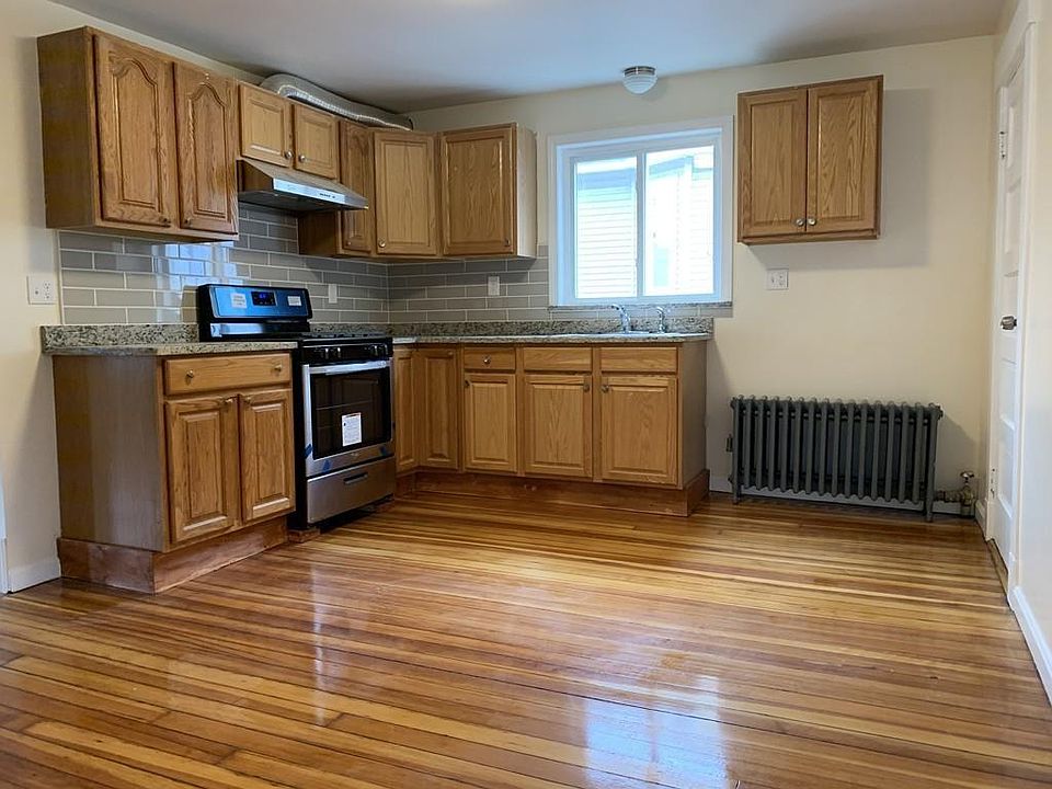 1st image of 135 Independence Ave #3