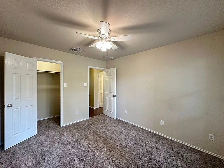 6806 Modesto Rd — Photo 31
