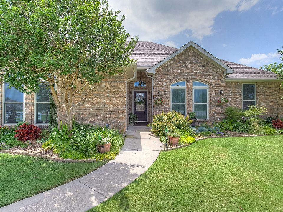 1_8408GoldCreekCt--4.jpg