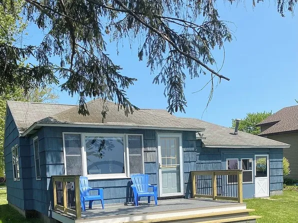 6490 Long Point Rd, Brewerton, NY 13029