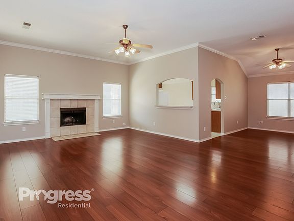 4th image of 1712 Fern Dr