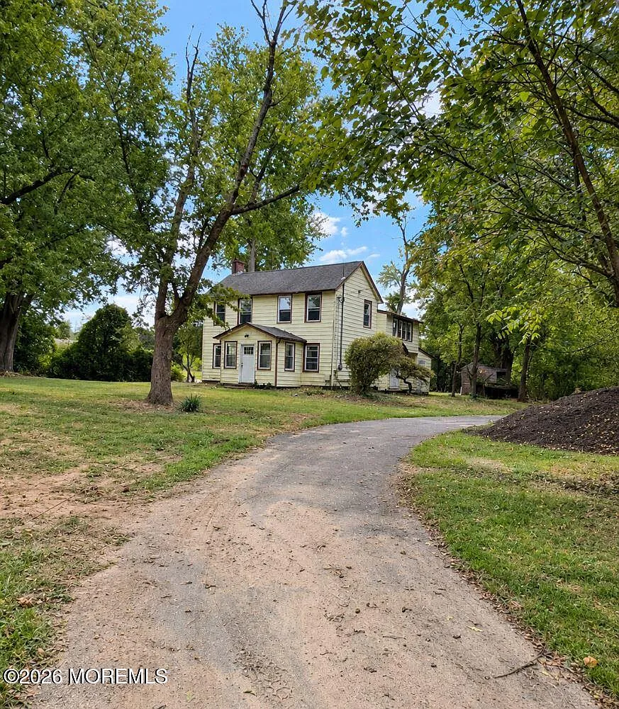 4 bed, 1882 sqft, $3,700 — Photo 2