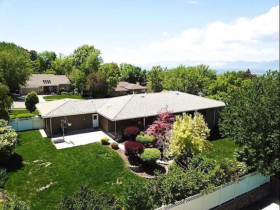 5th image of 2711 E Sherwood Dr