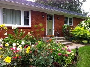 11 Patricia Ln, Saratoga Springs, NY 12866