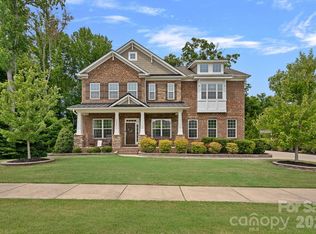 2026 Sweet William Dr, Harrisburg, NC 28075