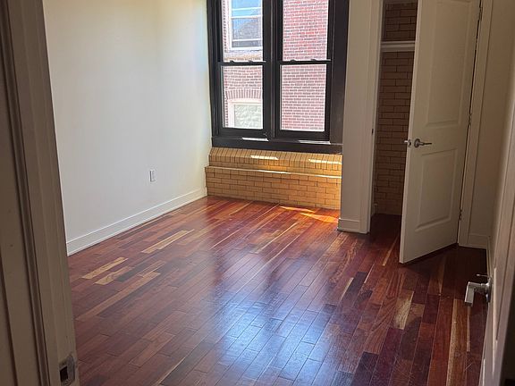 Bedroom #1