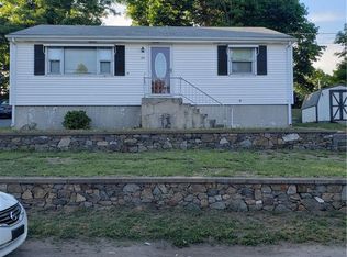 26 Colvin St, West Warwick, RI 02893