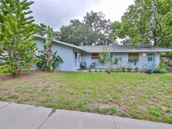 524 Fulton Dr SE #A, Largo, FL 33771