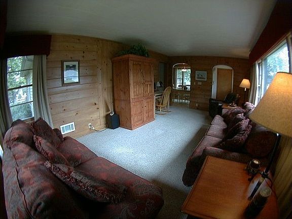 2nd image of 30 N Geneva Ave