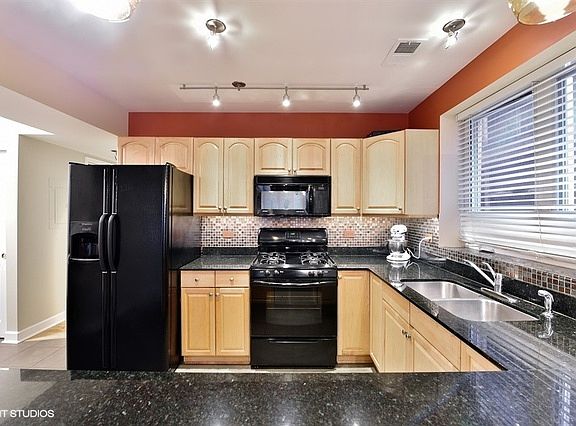 5th image of 2217 W Farwell Ave #2B-G9
