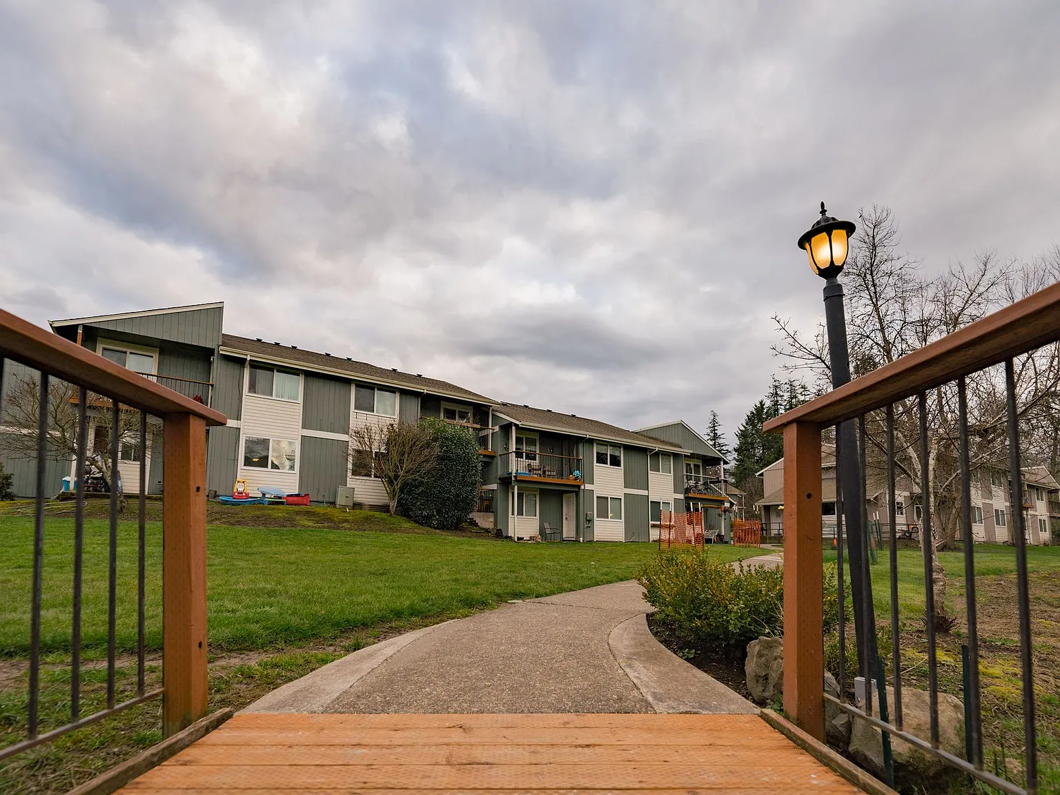 MeadowBrook Apartments — Photo 3