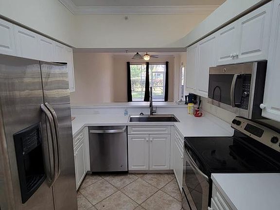 2nd image of 19981 Barletta Ln