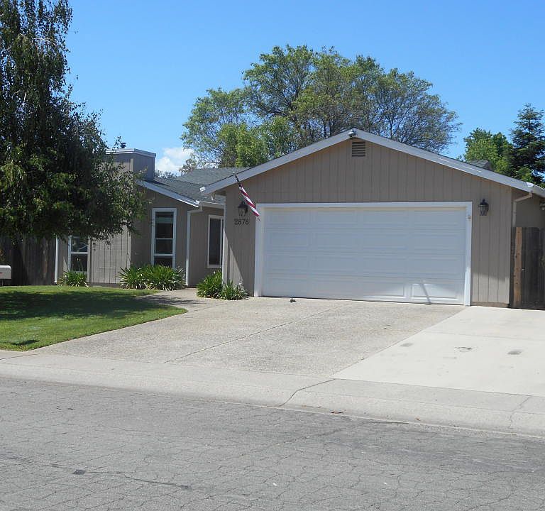 1st image of 2878 Fernwood St
