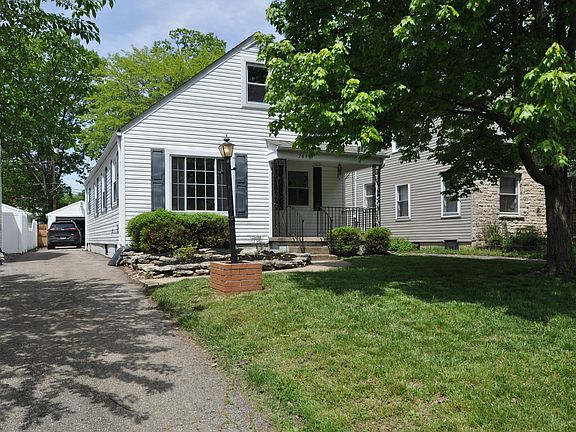 3rd image of 2893 Bremen St