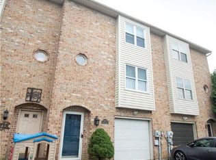 340 W 2nd St, Alburtis, PA 18011
