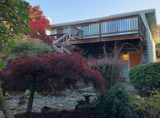 2821 62nd Ave SE, Mercer Island, WA 98040