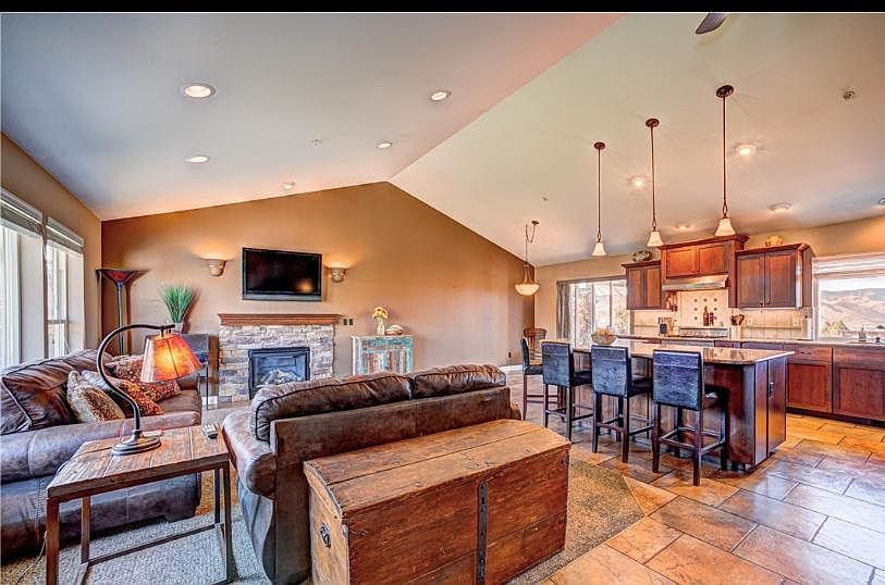 1st image of 2374 Prairie Dr