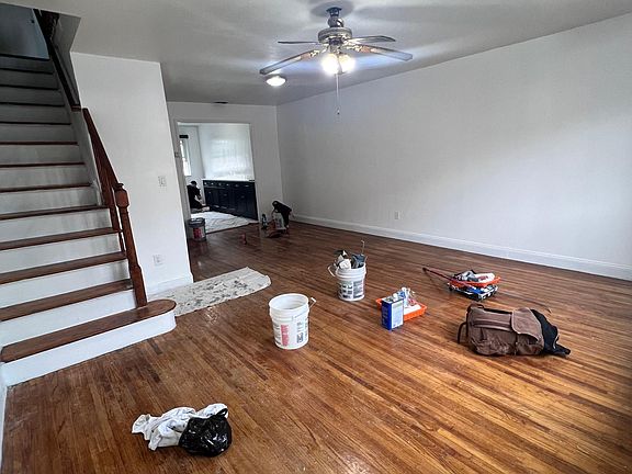 5th image of 1622 Taylor Ave APT 2