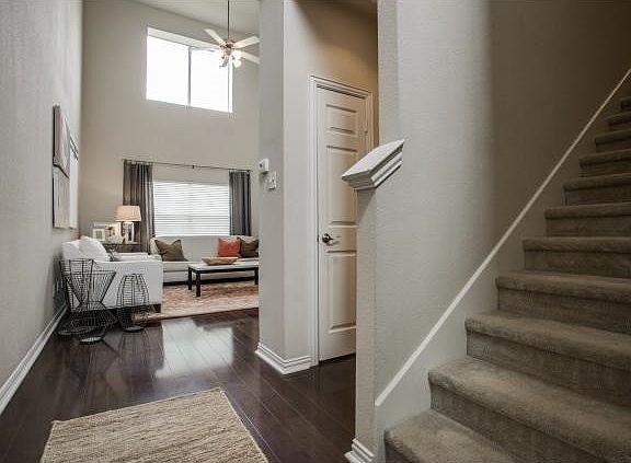 4th image of 4639 Penelope Ln #Townhome