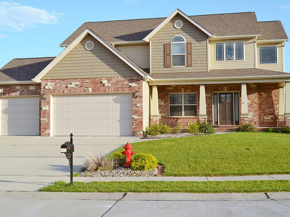 1st image of 119 Oakshire Dr W