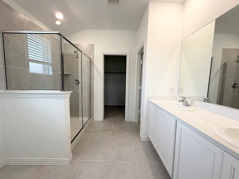 2608 Glacier Rd — Photo 11