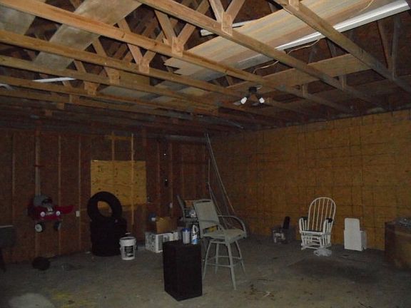 5th image of 145 Oakland Dr