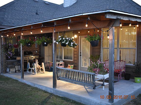 3rd image of 109 Meadowlark Dr