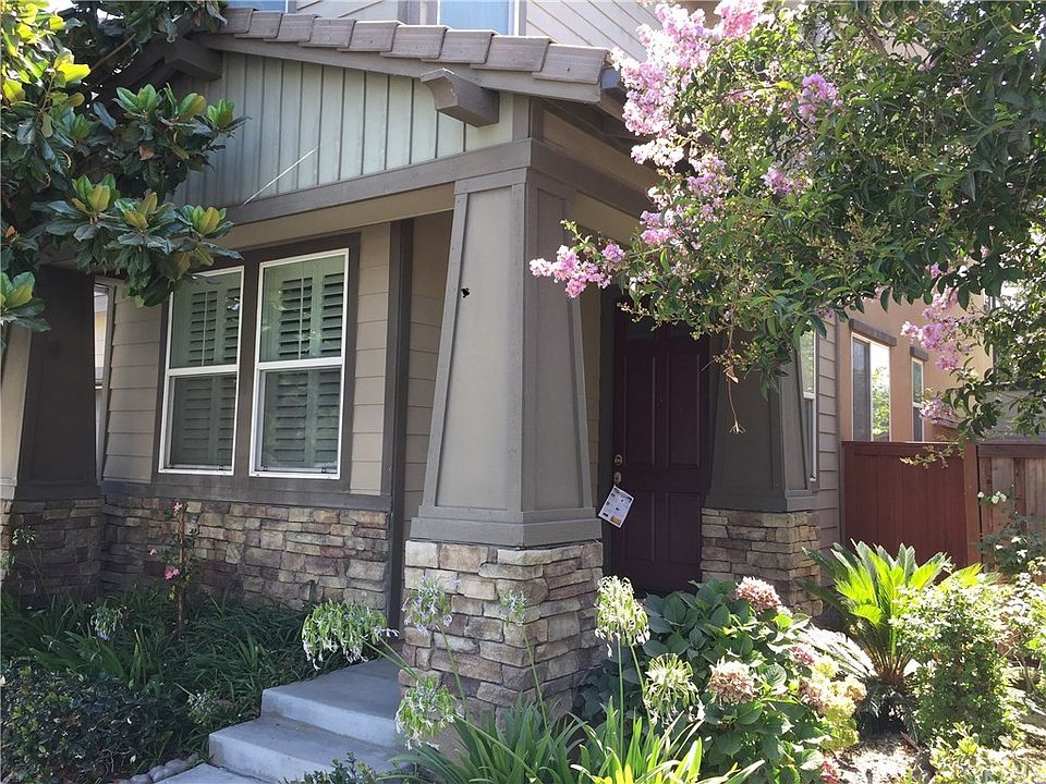 1st image of 3046 N Spicewood St