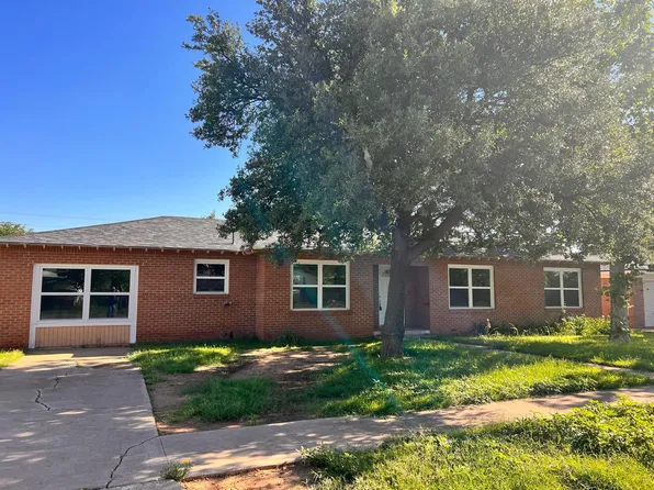 1205 E Cardwell St, Brownfield, TX 79316