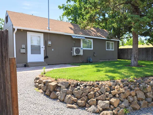 524 NE Olney Ave #2, Bend, OR 97701